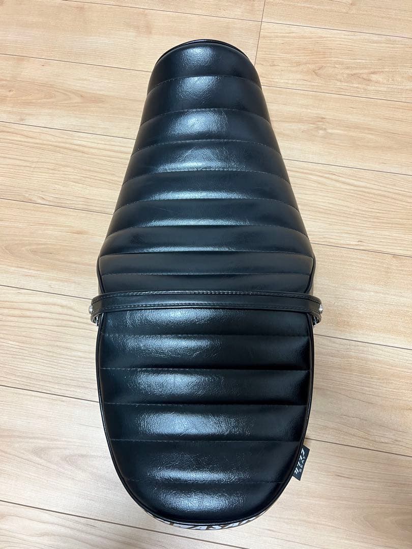 z900rs カワグチシート　川口シート　変形タックロール　中古