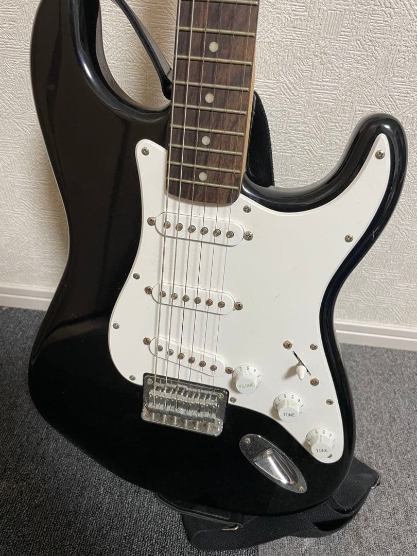Squier by Fender スクワイアスクワイヤーストラトキャス