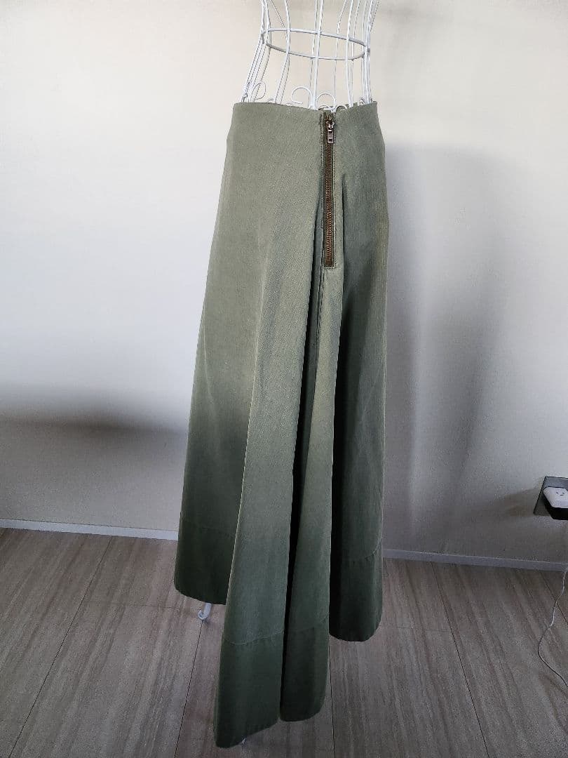 スカート MADISONBLUE BACK SATIN MAXI FLARE SKIRT