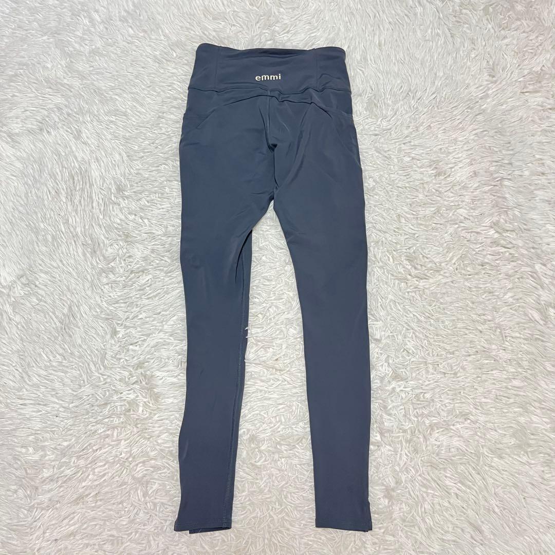 激レア emmi yoga エミ ヨガ レギンス ウェア オシャレ