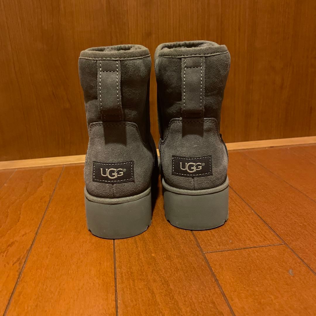 【美品】UGG ムートンブーツ グレー　22