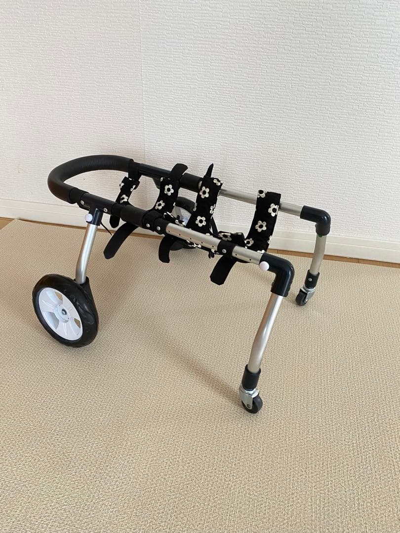 小型犬用 車いす アルミ製 トイプードル使用