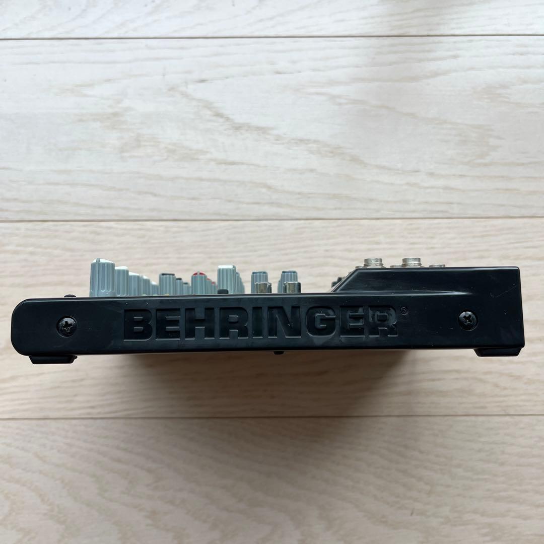 Behringer 802 アナログミキサー