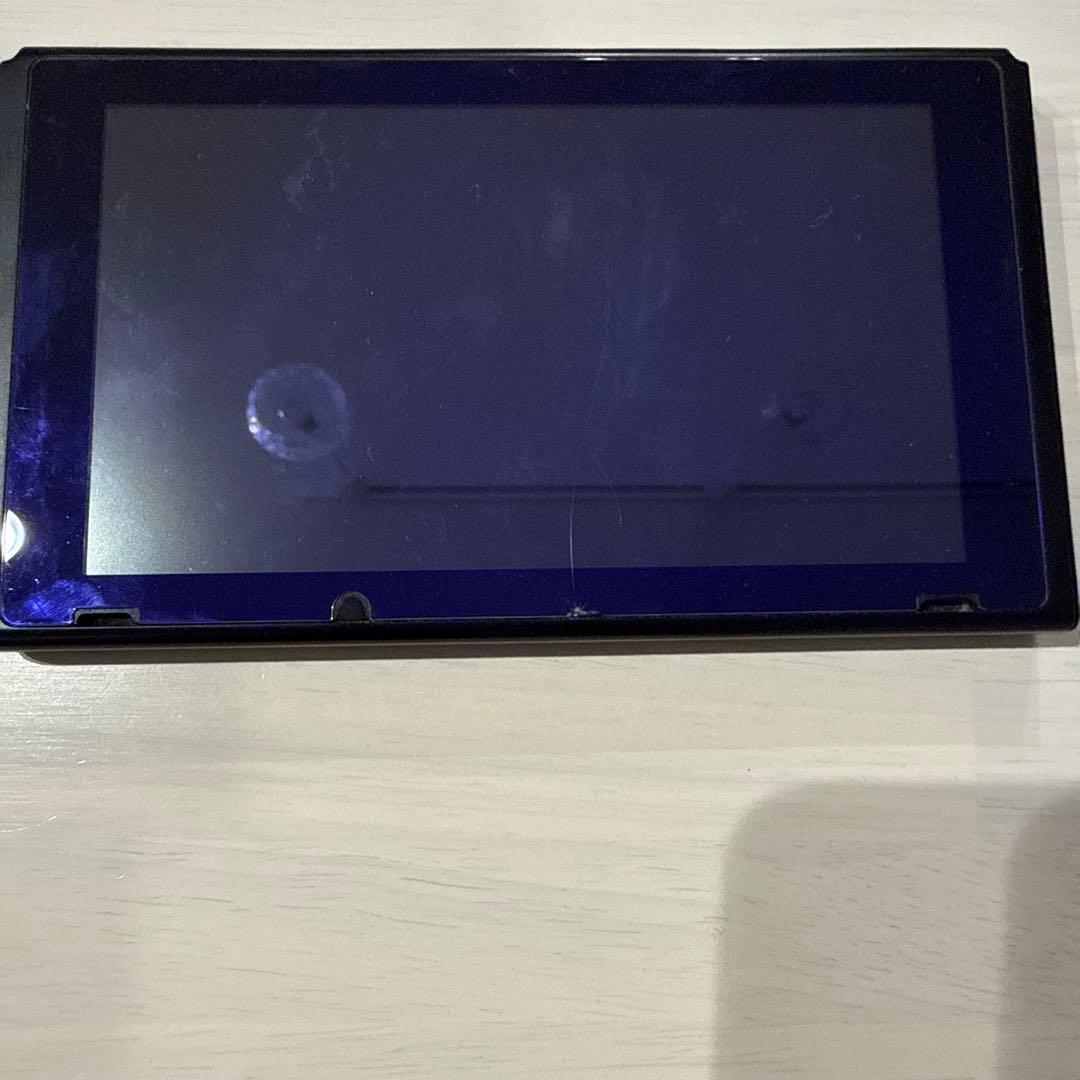 Switch本体のみ　ジャック品　画面に傷あり