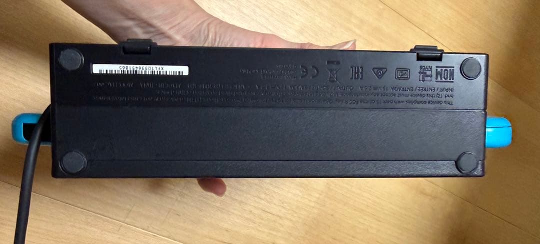 ゆー任天堂Switch本体Joy-Con、ドック付き