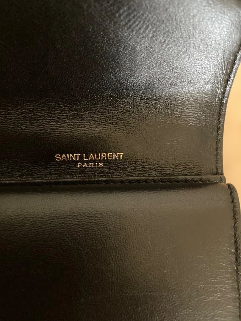 正規品イブサンローラン財布　極美品❣️