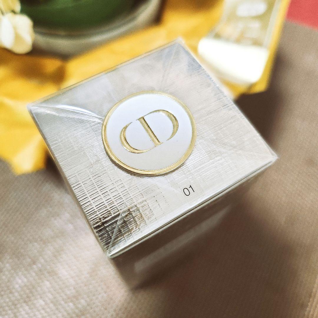 【タイムセール】DiorPrestige UV Jeunesse et L