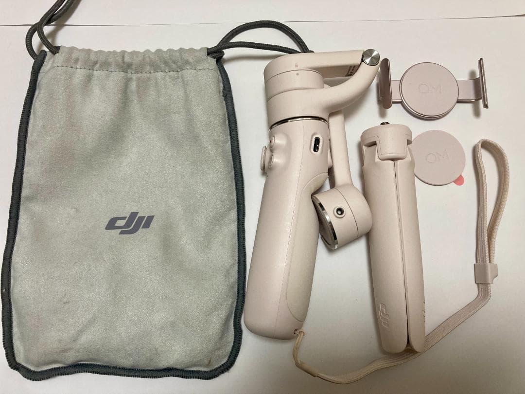DJI OM5（サンセットホワイト） ジンバル　スタビライザー 収納袋付き
