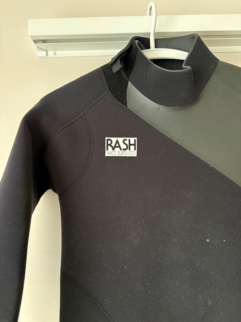 RASH ウェットスーツ　ラッシュ