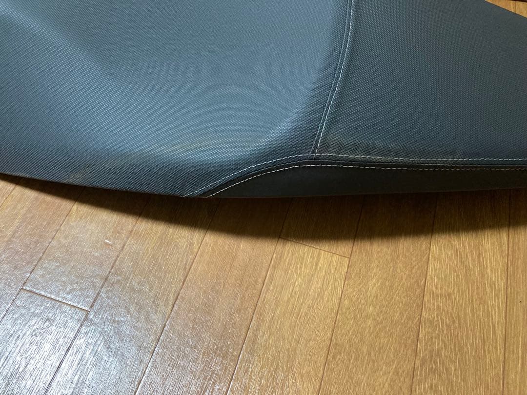 PCX KF18 純正シート