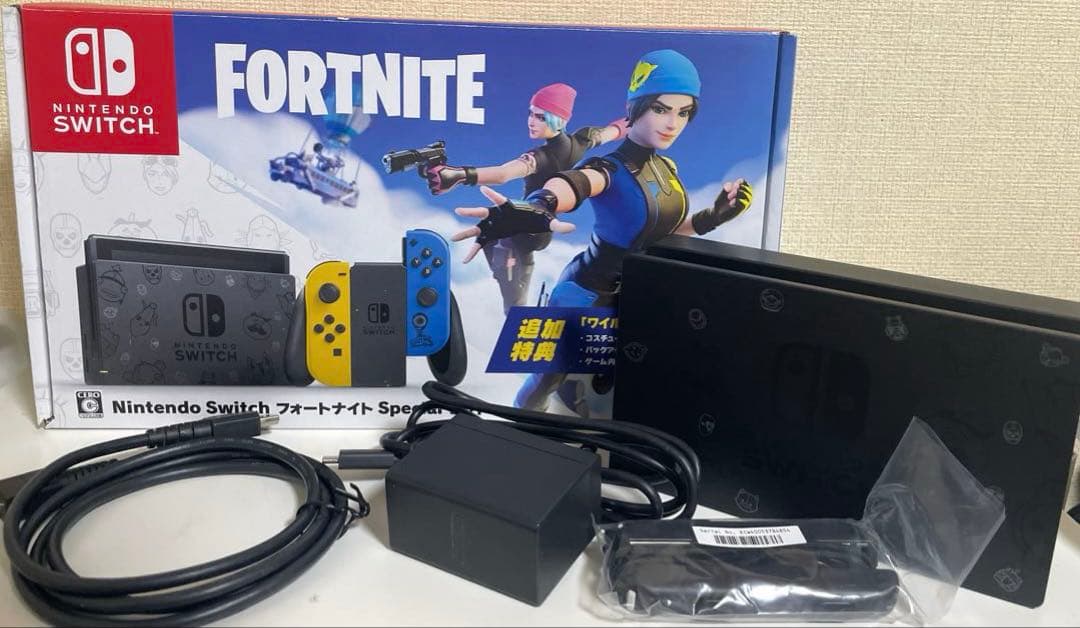 [ジャンク]Switch フォートナイトスペシャルセット　Joy-Conなし