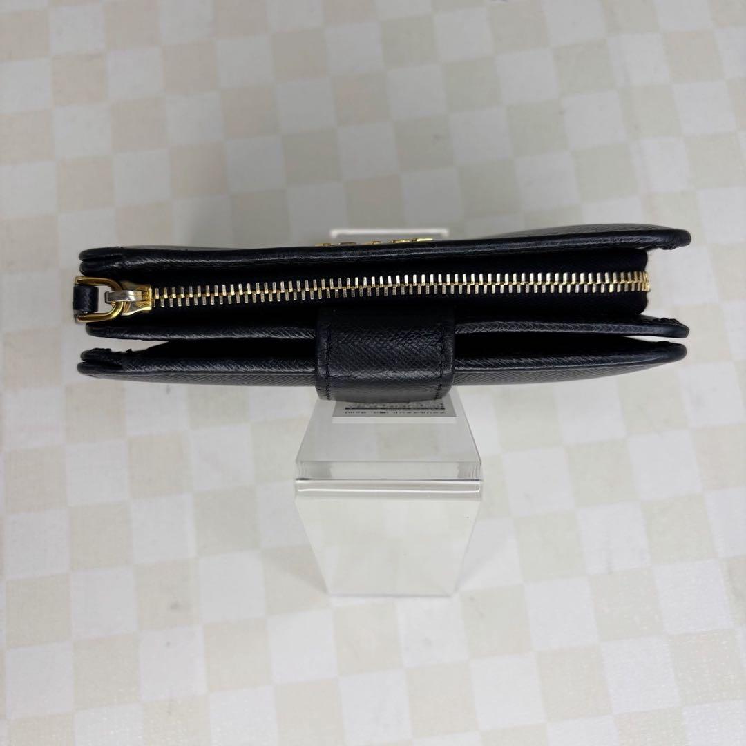 極美品　PRADA プラダ　財布　二つ折り　ブラック　M611