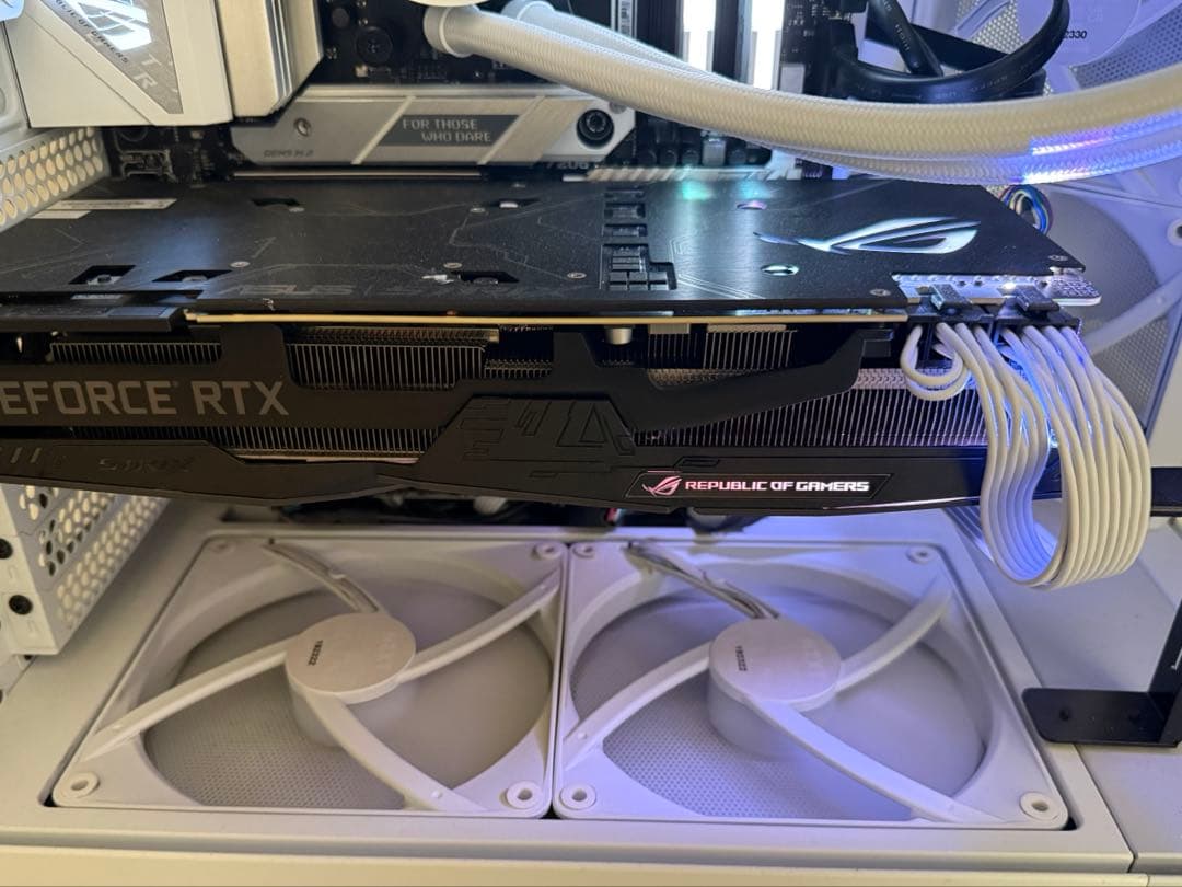 グラフィックボード・グラボ・ビデオカード ASUS ROGSTRIX GeForce RTX 2080 Super