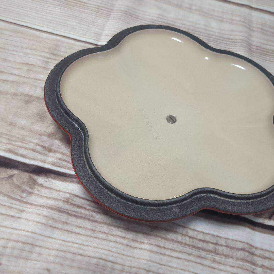 LE CREUSET（ル・クルーゼ ）　ココットフルール 20cm レッド