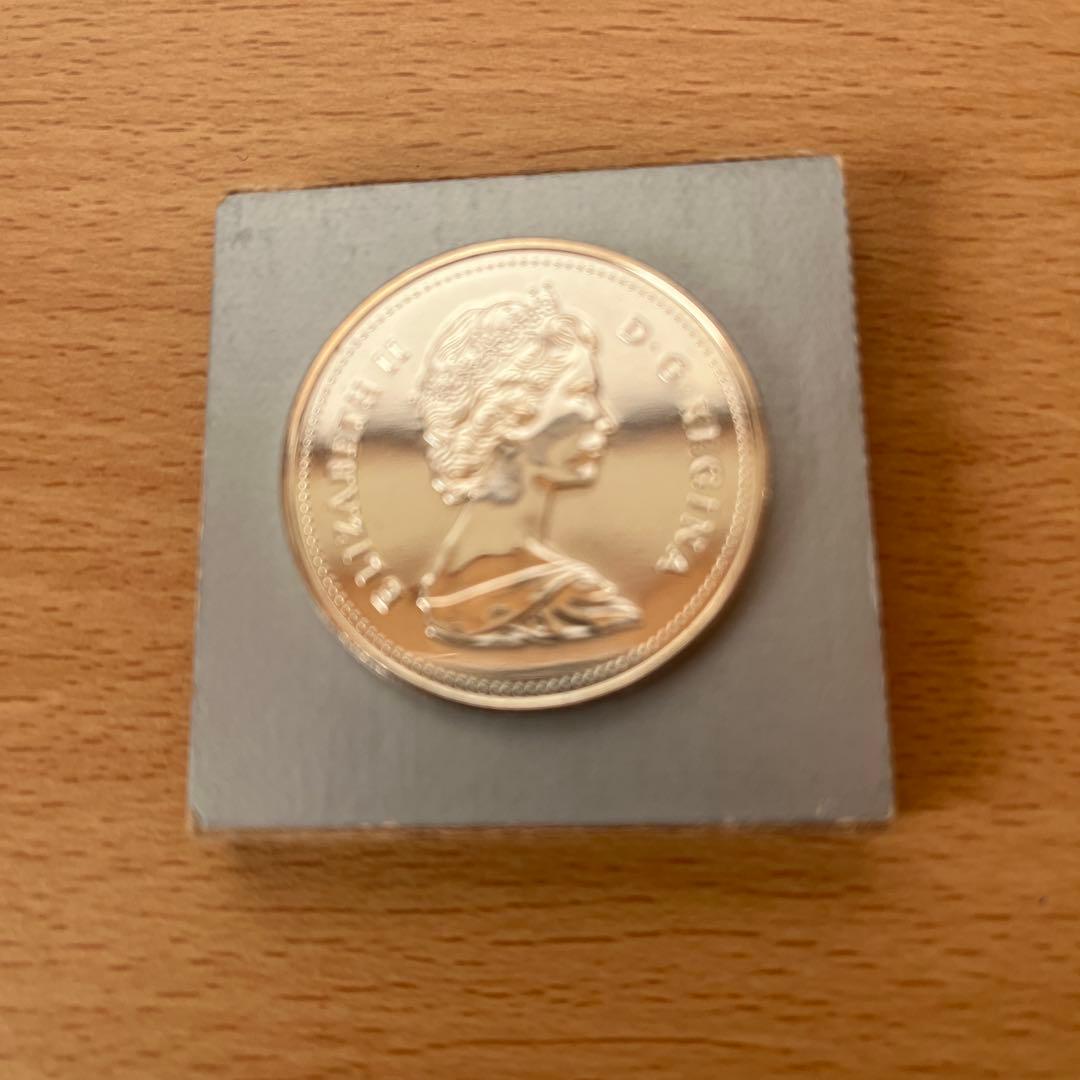 カナダ 1ドル 硬貨 エリザベス2世 蒸気機関車　1886年