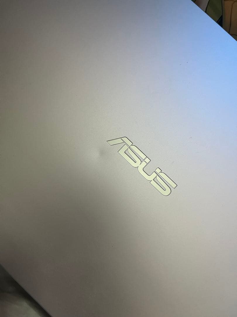 ASUS Chromebook c523na シルバー バッテリー77%