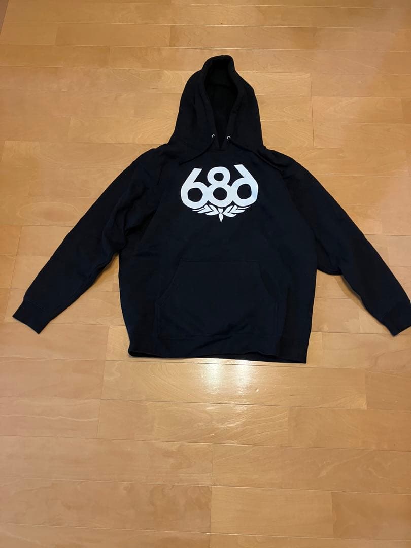 686シックスエイトシックスプルオーバーパーカー 黒