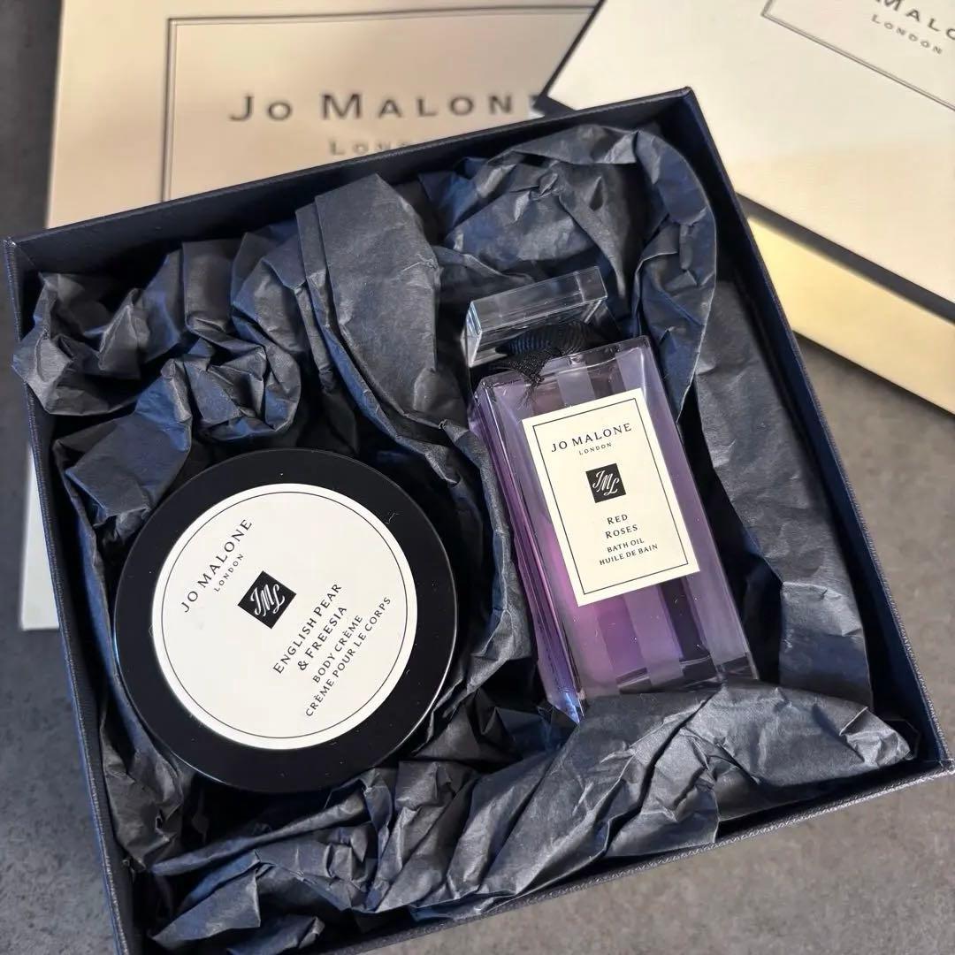 JO MALONE LONDONボディクリームとバスオイルのセット