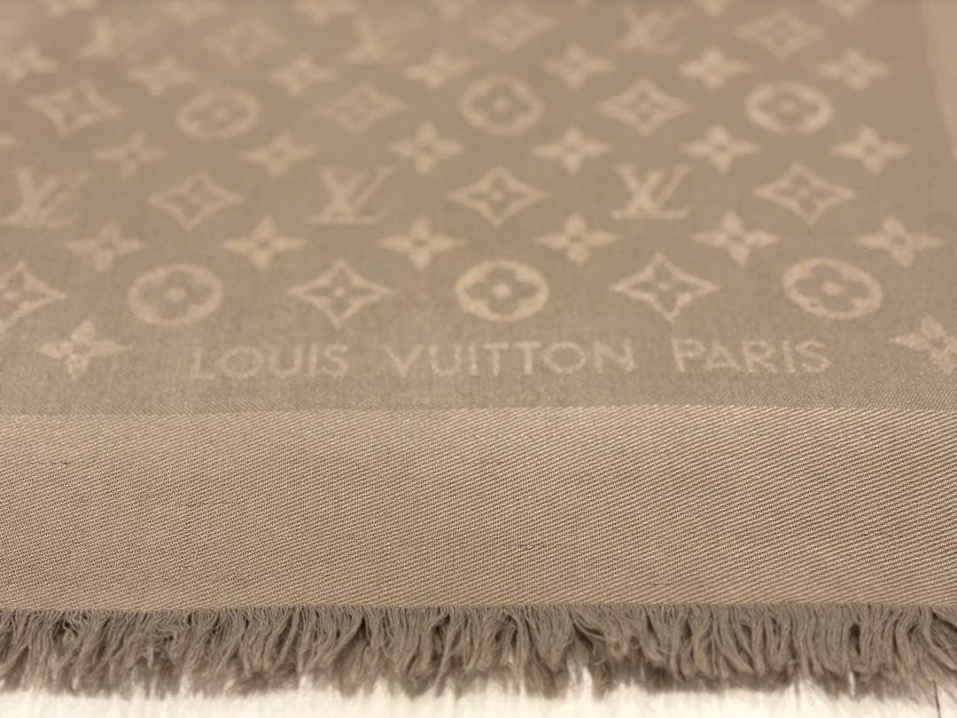 LOUIS VUITTON ルイヴィトン　モノグラム　ストール　ショール