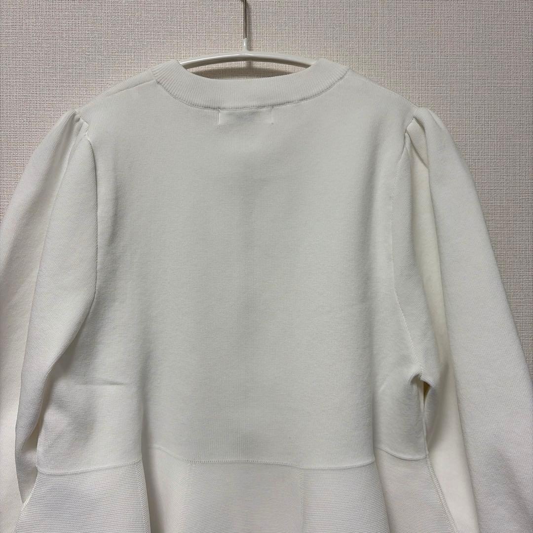 美品 サロン アダムエロペ ジップ ペプラムカーディガン 白