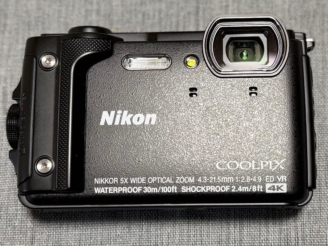 NIKON COOLPIX W300 ブラック　美品！