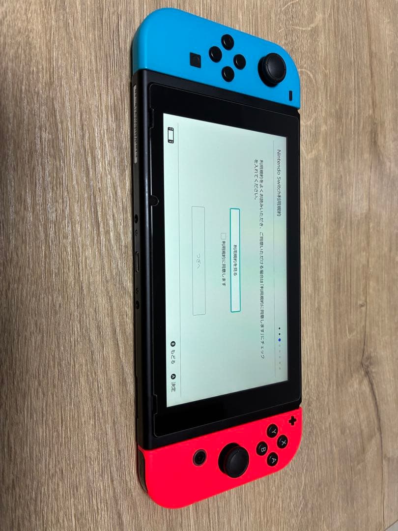 NAOさん専用【フィルム貼付済・ケース付】Nintendo Switch 本体