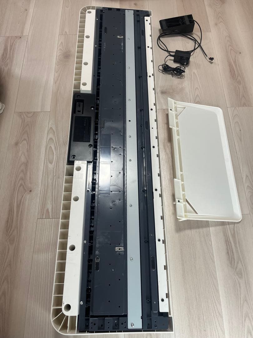 KORG 電子ピアノ B1 88鍵盤　ジャンク品