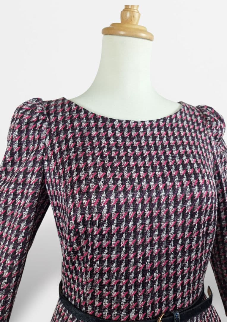 美品   ストレッチワンピース