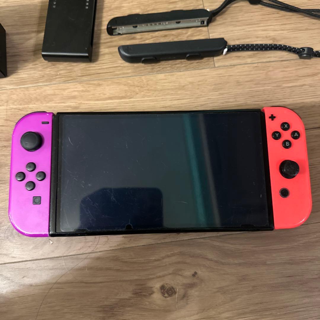 Nintendo Switch 有機EL本体 赤/紫