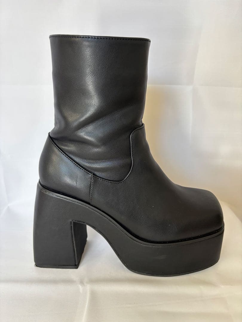 EMODA エモダ タンクソールバルキーブーツ ブラック M ブーツ 厚底