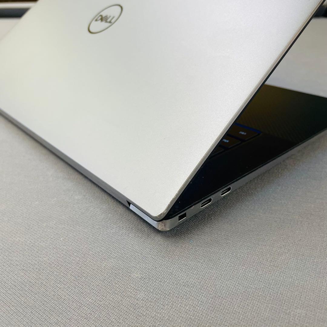Windowsノート本体 Dell Precicion 5550 Xeon/16/512/T2000