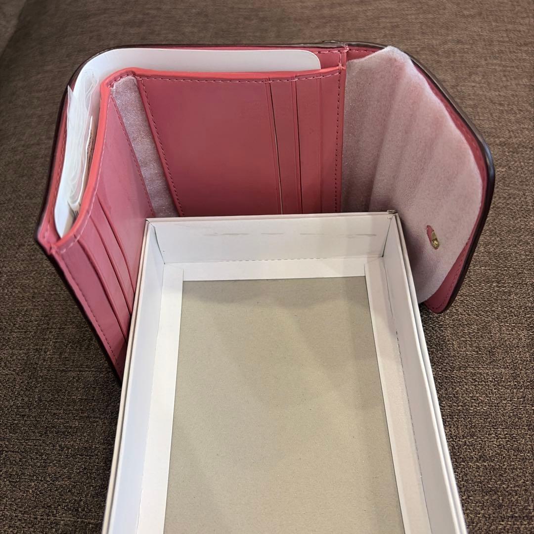 【新品未使用】COACH 財布　三つ折り　ピンク
