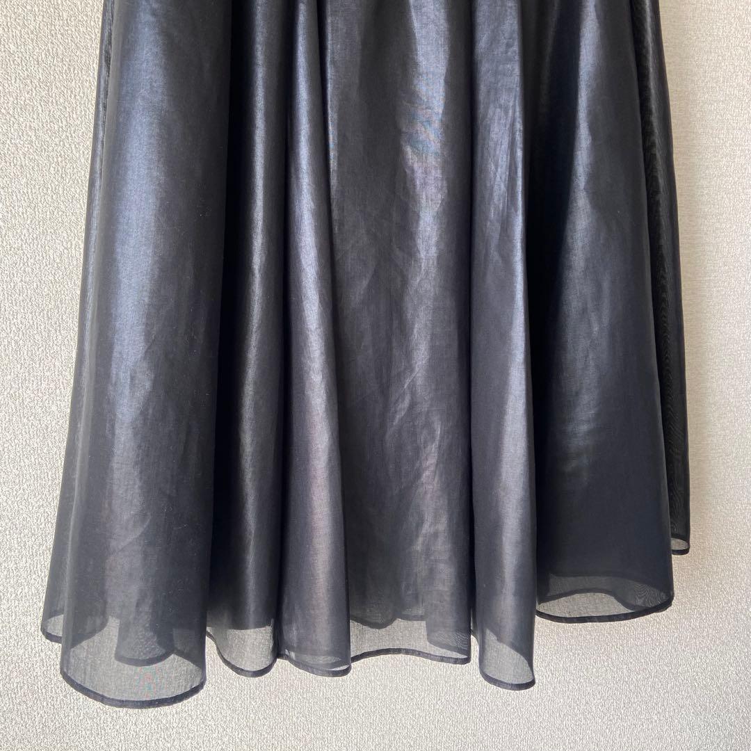 大きいサイズ 23区 グロッシーボイルタックスカート　44 黒　ブラック