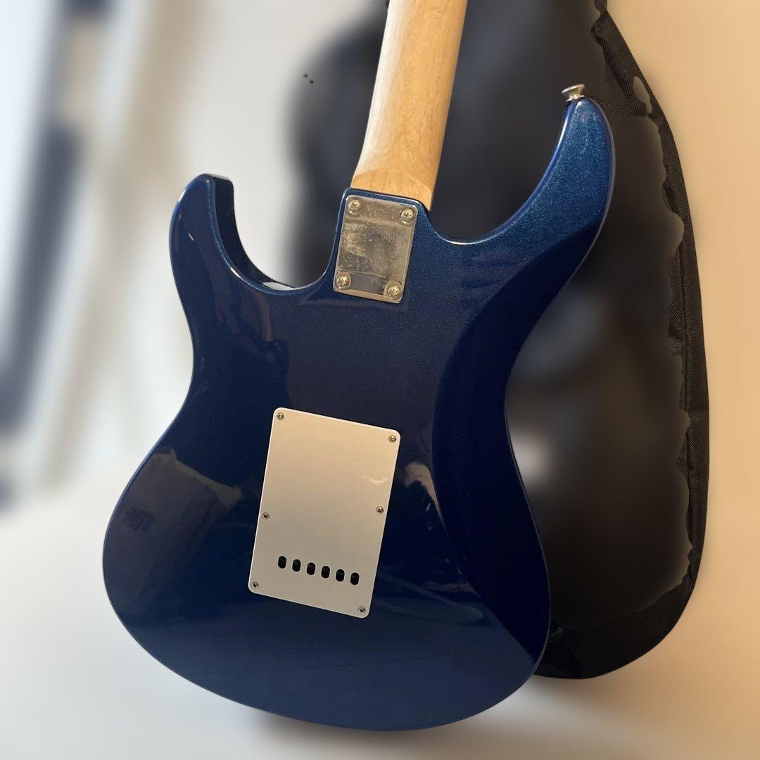 ギター YAMAHA PACIFICA PAC012