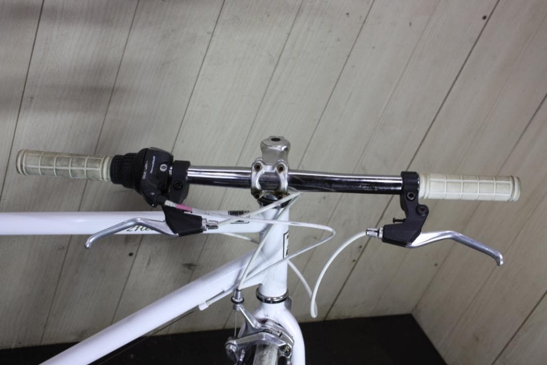 鳥*取様 21テクノロジー700C 6速 430mm クロスバイク WHITE