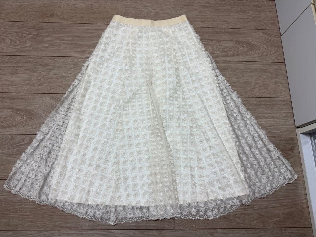 ANAYI フラワー刺繍 フレアスカート