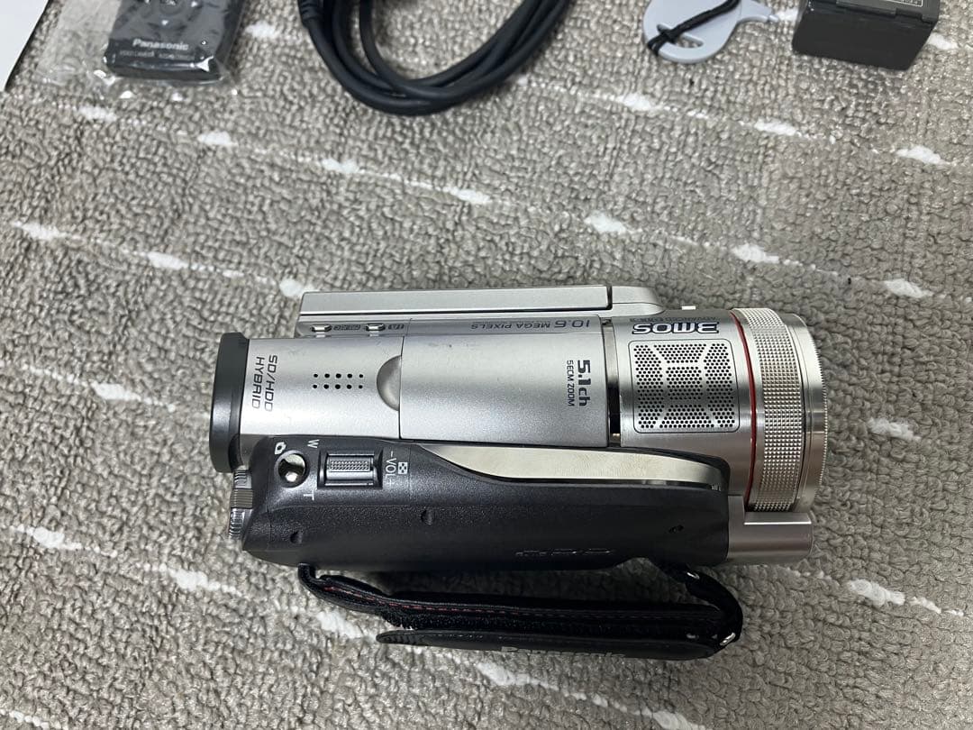 Panasonic ハイビジョンビデオカメラ　HDC-HS300 120GB