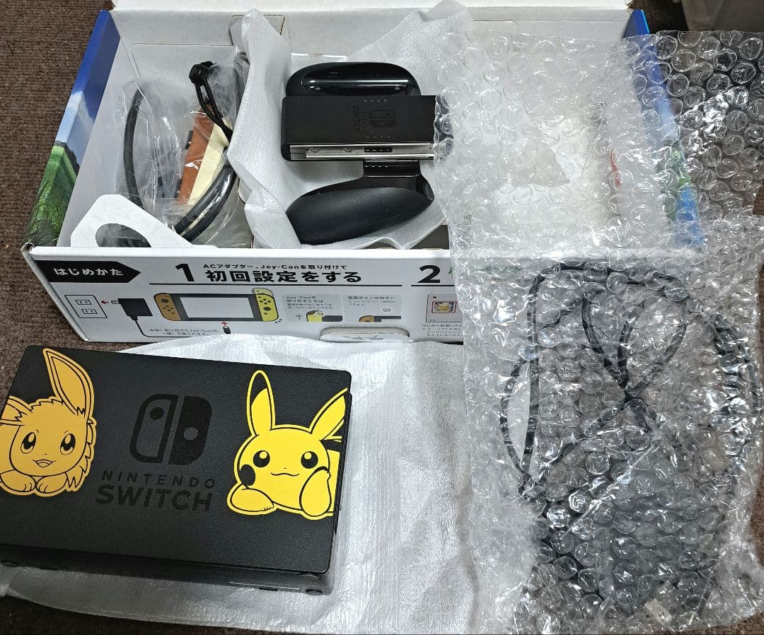 Nintendo Switch本体 ピカチュウ&イーブイver.