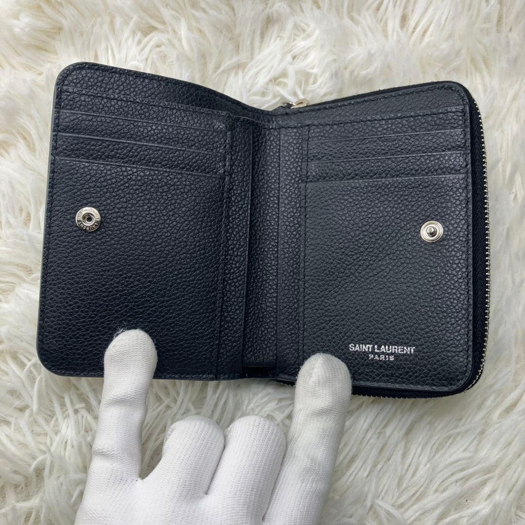 ✨極美品✨サンローラン　二つ折り　ラウンドファスナー カサンドラ　チャーム