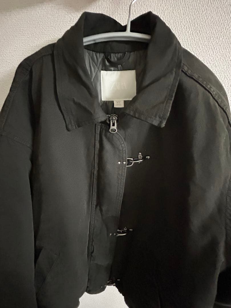 ZARA クロップドフィットトグルボタンジャケット