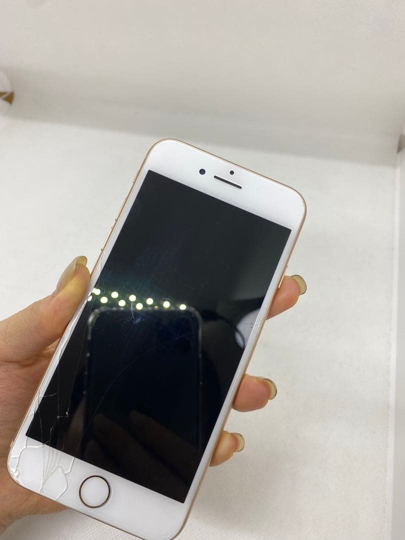 Iphone 8 64GB Simフリー　71729