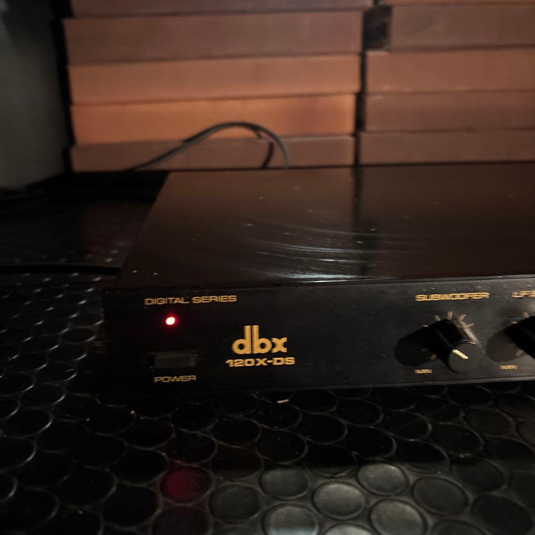 dbx 120X-DS デジタルサブウーファー