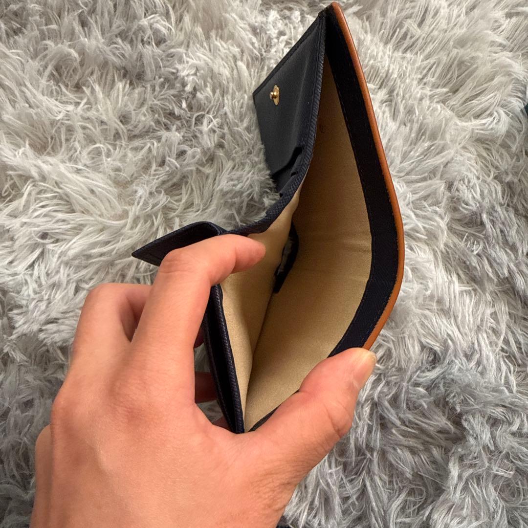 MARNI ネイビー 二つ折り財布