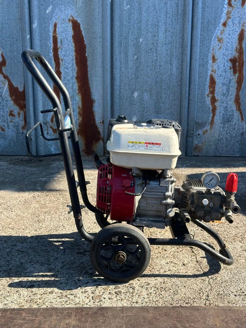 2. スーパー工業 エンジン式高圧洗浄機 SEC-1310 本体 & 給水ホース
