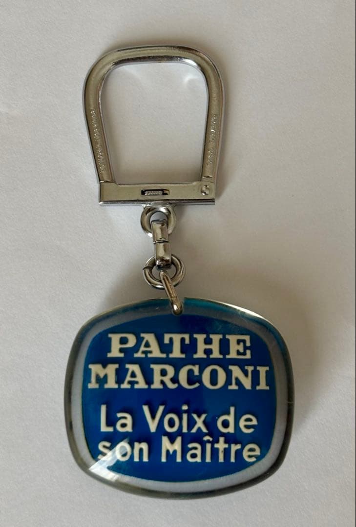 ブルボンキーホルダー PATHE MARCONI ニッパー犬