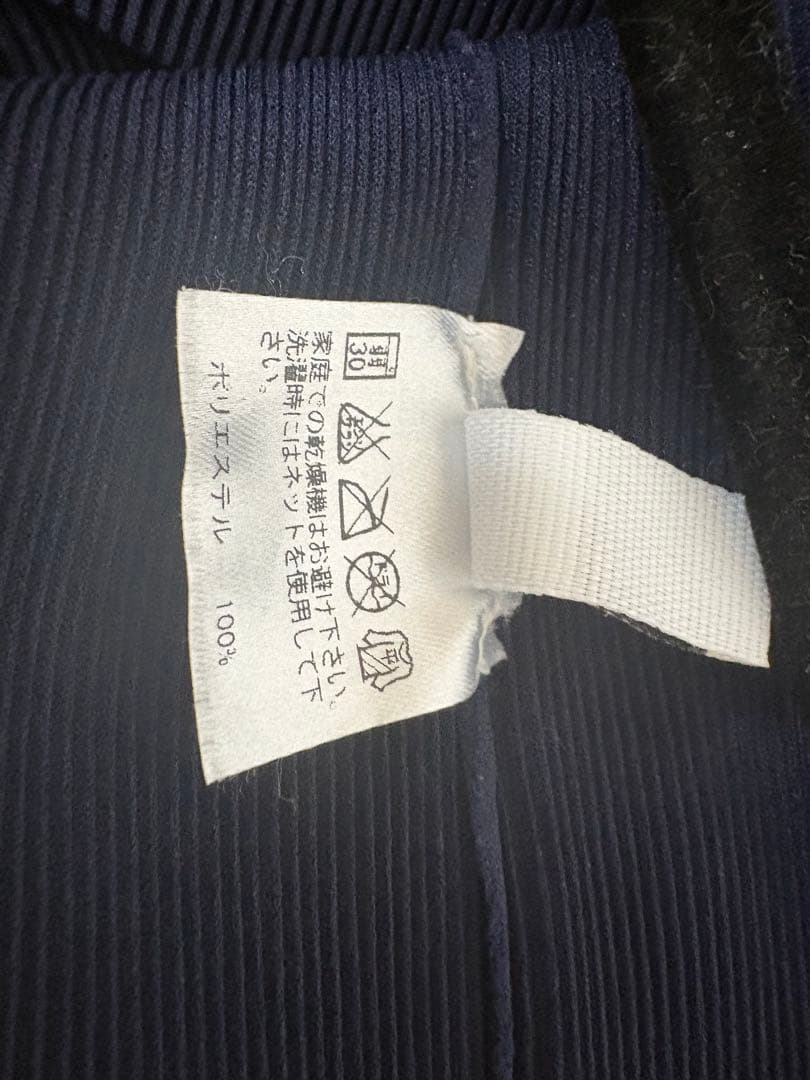 ISSEY MIYAKE イッセイミヤケプリーツプリーズ