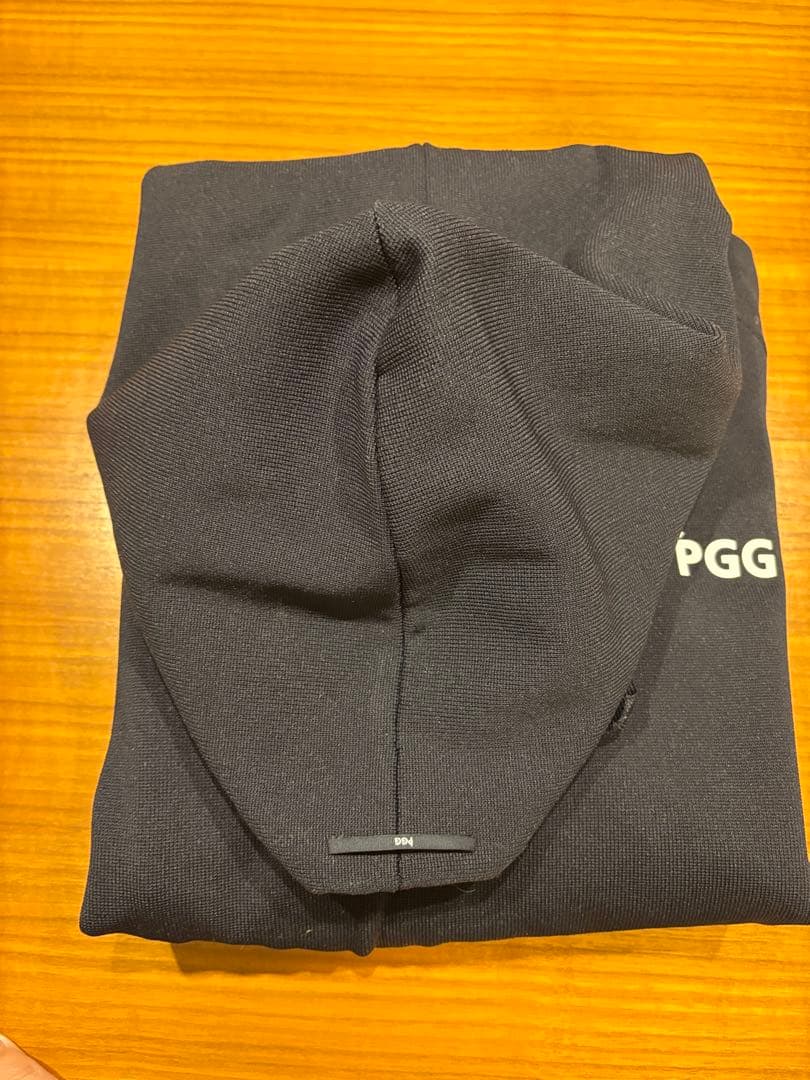 極美品 パーリーゲイツ PGG 長袖 ゴルフ ニットパーカー Ｌ