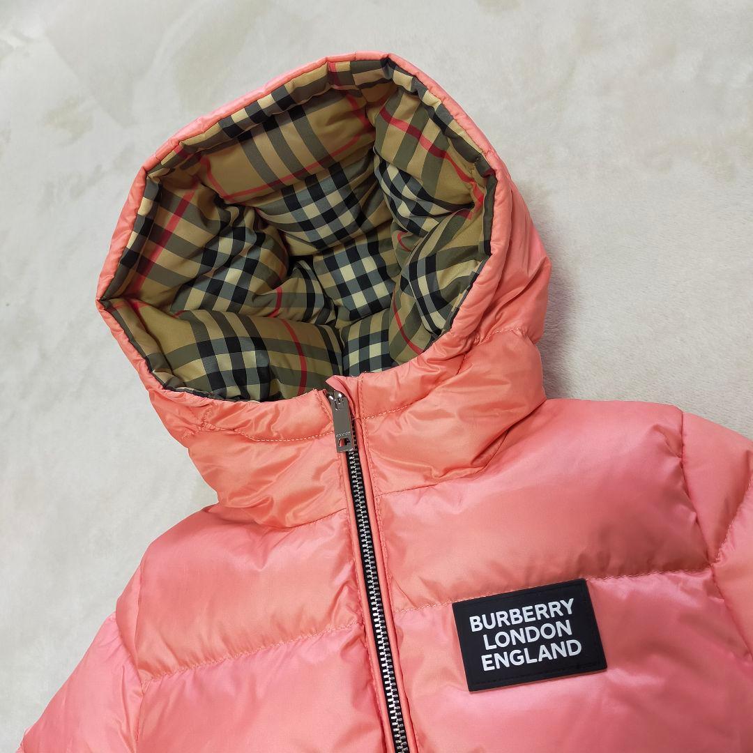 美品　BURBERRY　2Y92cm　リバーシブル　ダウンジャケット