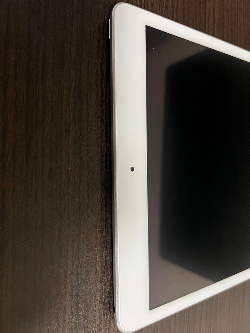 iPad 第8世代 2020 シルバー 32GB
