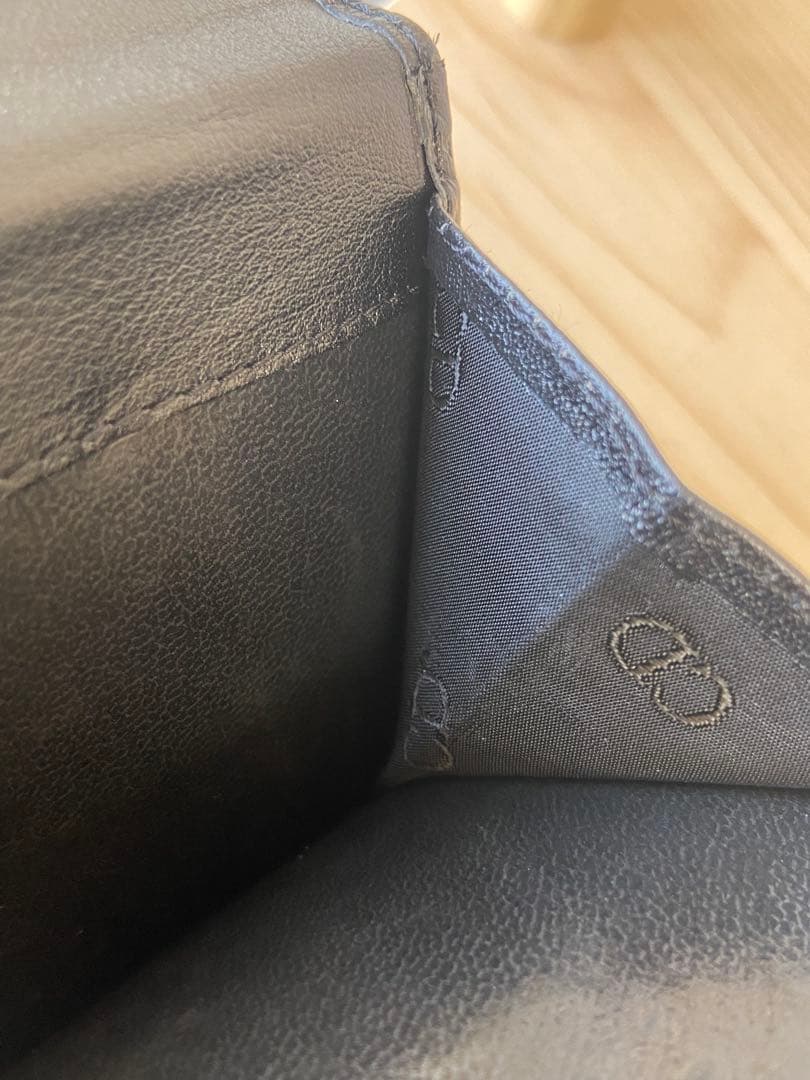 Christian Dior 二つ折り財布　コンパクトウォレット　レザー　シボ革